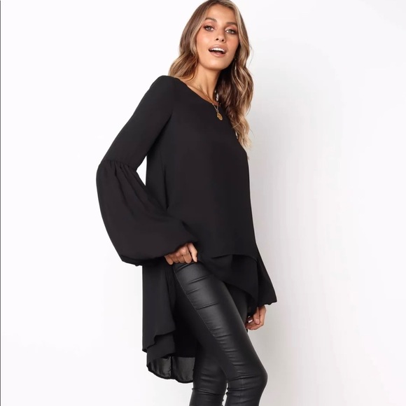 Elegant, Bell Sleeved, High-Low Blouse - Picture 7 of 8